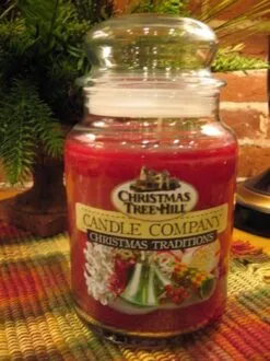 Christmas Tree Hill Candle - Christmas Traditions - 26oz