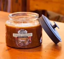 Christmas Tree Hill 3 Wick Candle - Spiced Cakes - 64oz