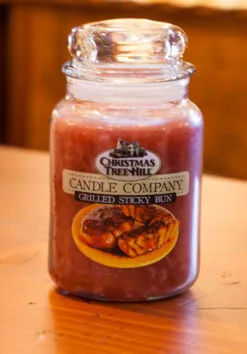 Christmas Tree Hill Candle - Grilled Sticky Bun - 26oz