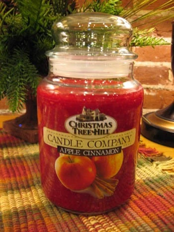 Christmas Tree Hill Candle - Apple Cinnamon - 26oz 3 Christmas Tree Hill Candle - Apple Cinnamon - 26oz